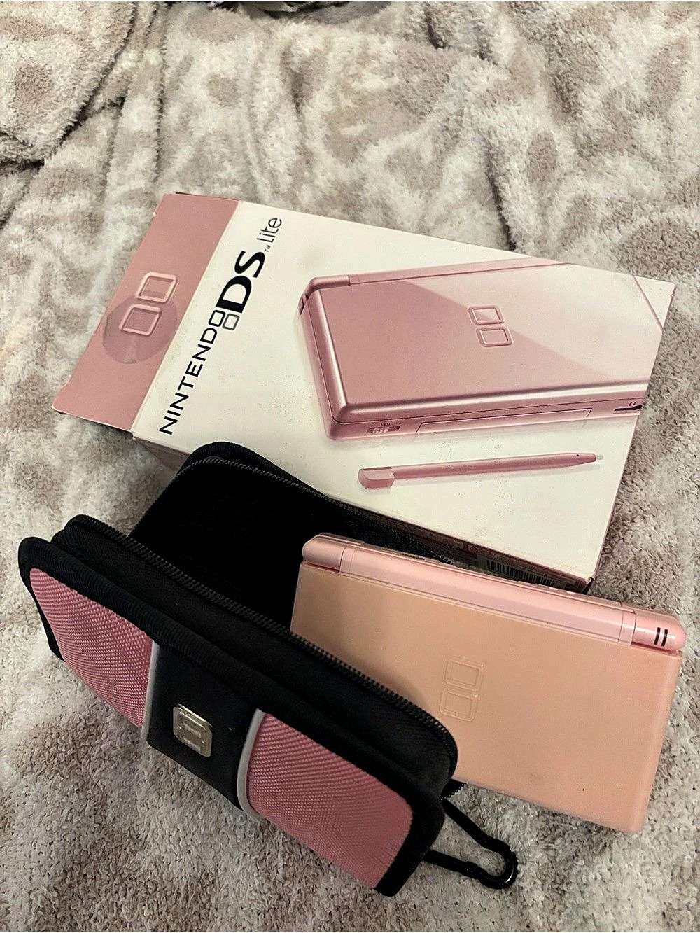 Nintendo DS Lite Metallic Rose Pink Handheld Console